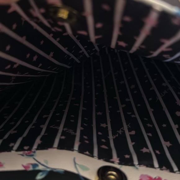 Sassy black & floral Betsey Johnson shoulder bag by Luv Betsey. Gently used. - Picture 10 of 11